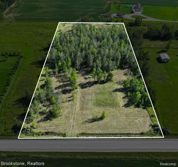 00 Metcalf, Greenwood, MI 48006