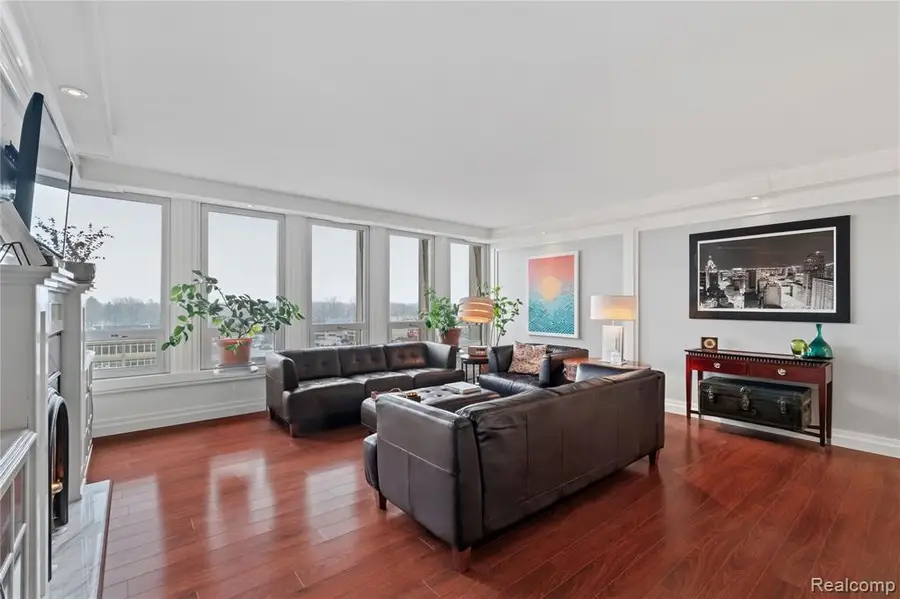 22700 Garrison #706, Dearborn, MI  - #2