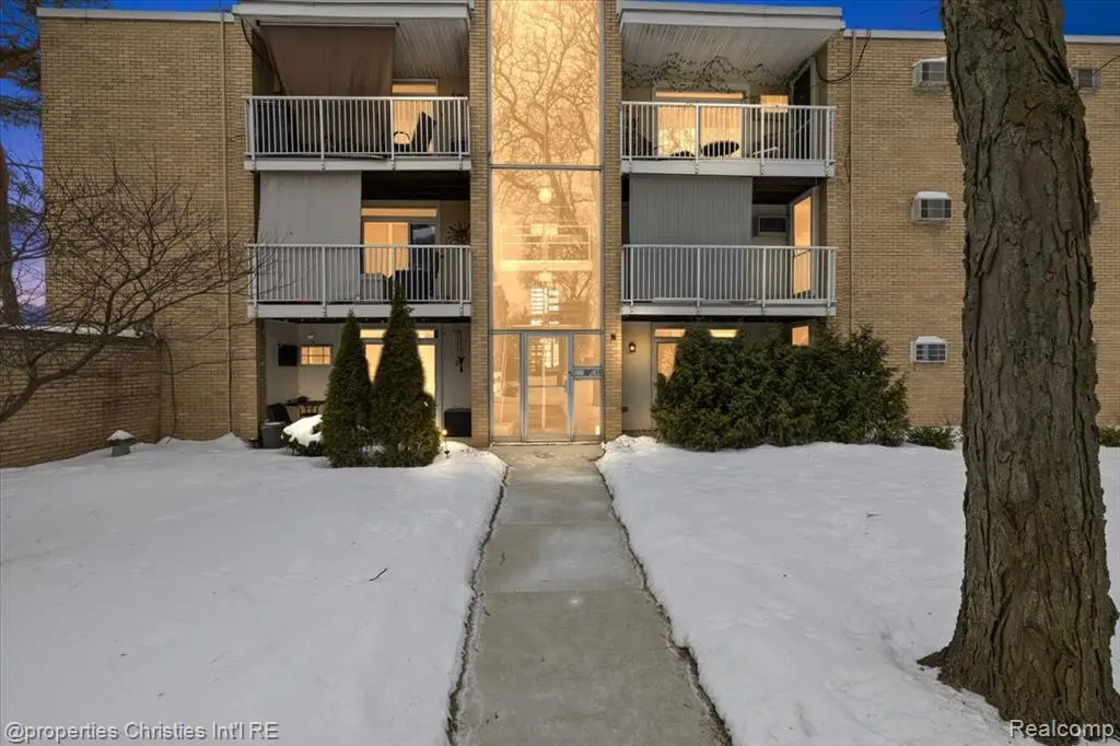 4921 Crooks #N 3, Royal Oak, MI  - #1