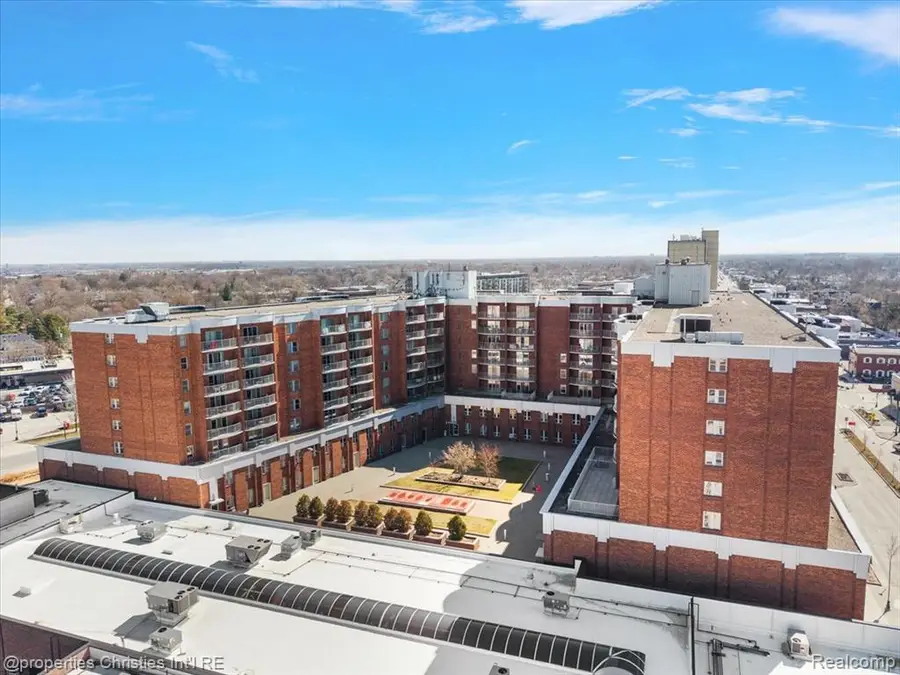 411 S Old Woodward #824, Birmingham, MI  - #2