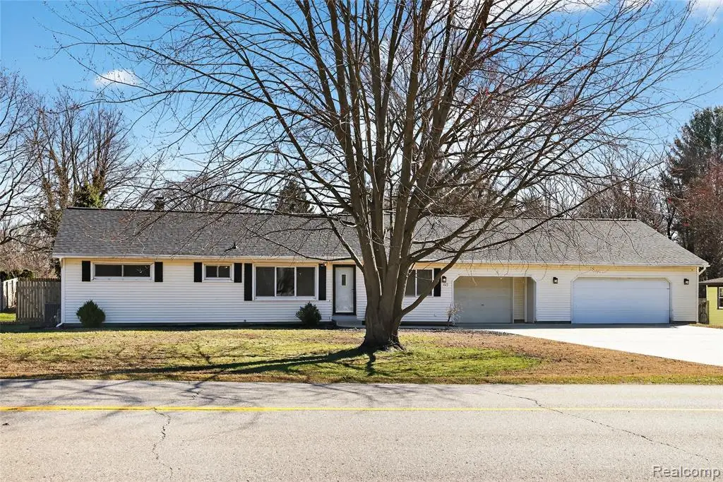 425 N Division, Holland, MI  - #1