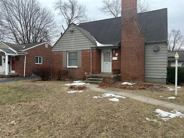 2204 Kalama, Royal Oak, MI 