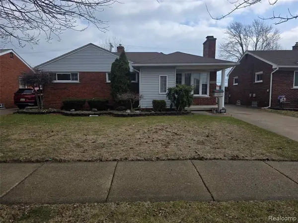 25784 Collingwood, Roseville, MI 