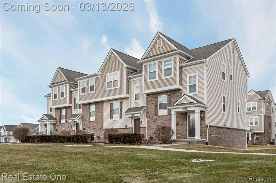 260 Center, Wixom, MI  - #3