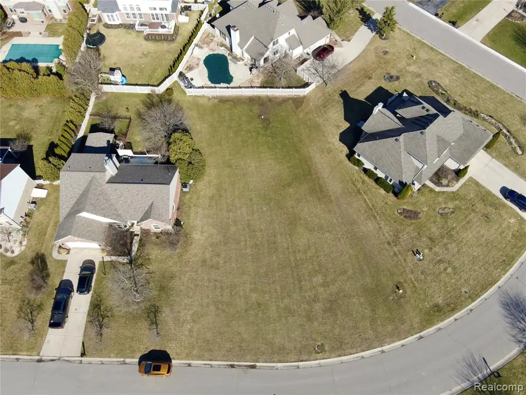 827 Carrington, Monroe, MI 48161 - #1