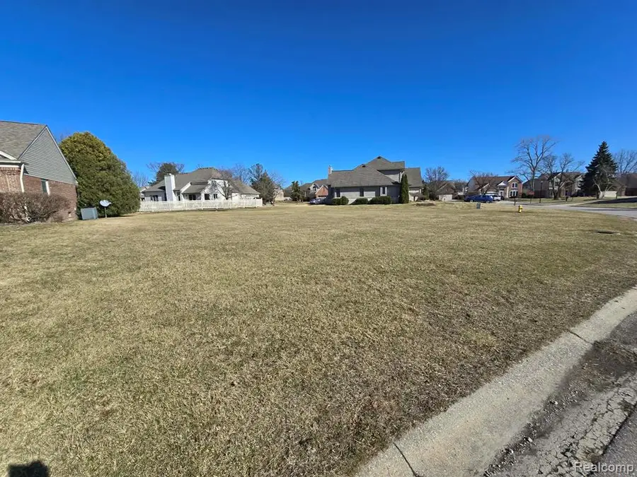 827 Carrington, Monroe, MI 48161 - #2