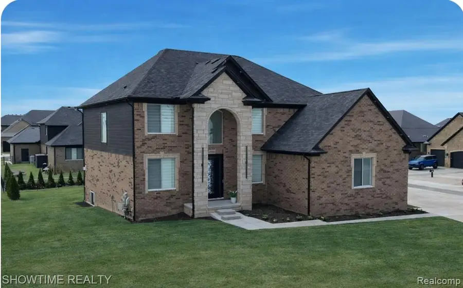 19782 Chase, Macomb, MI 48042 - #2