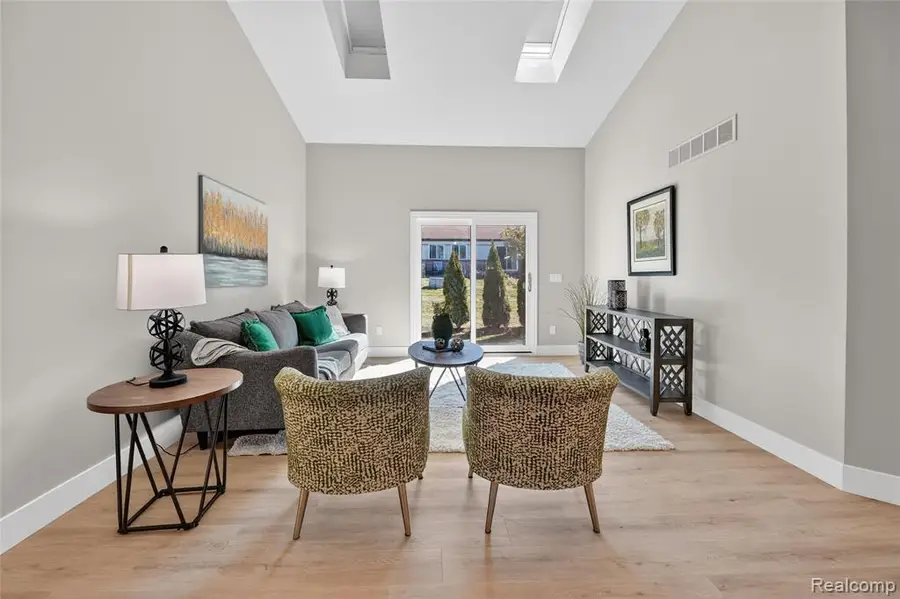 61019 Evergreen, South Lyon, MI  - #2