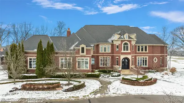 7428 Foxburg, Clarkston, MI 