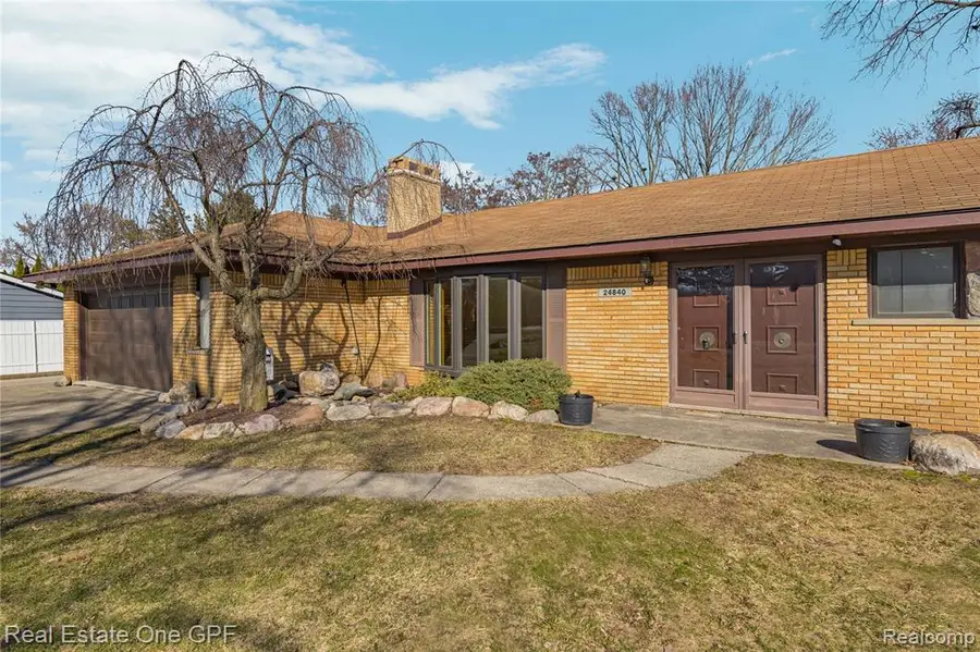 24840 E Taft, Novi, MI 48375 - #2