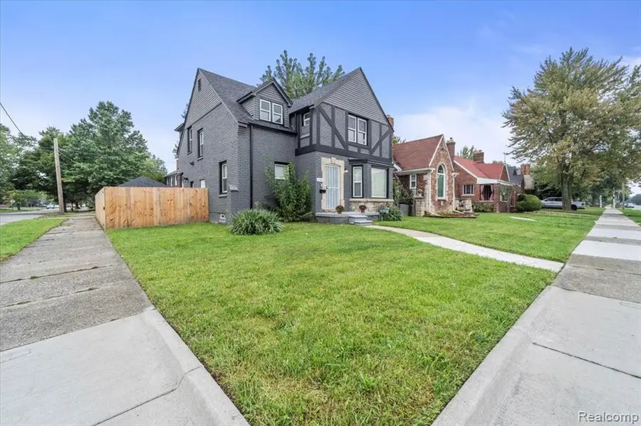 11943 E Outer, Detroit, MI 48224 - #2