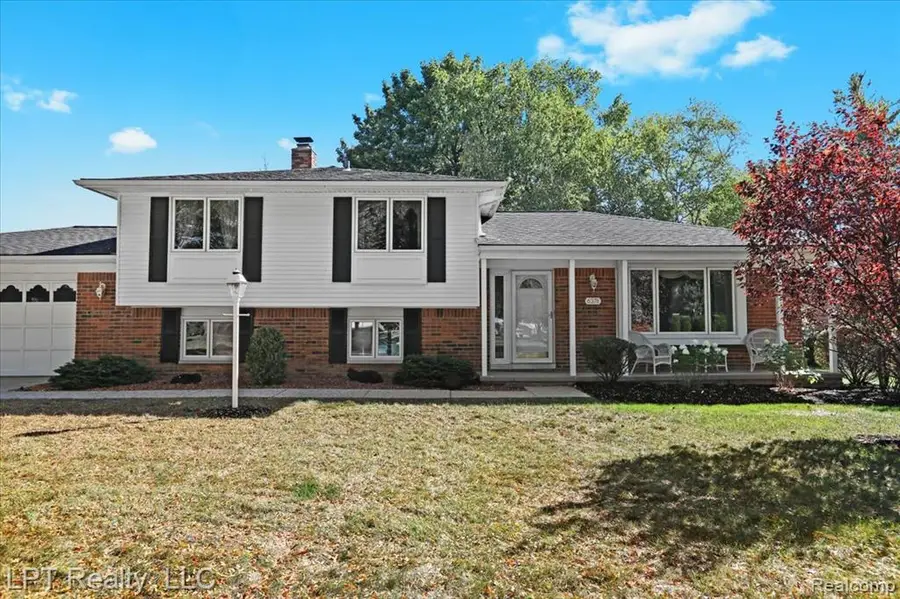 6378 Emerald Lake, Troy, MI 48085 - #3