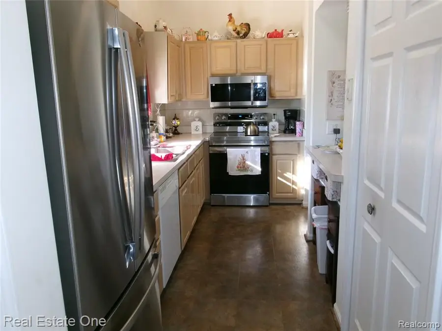 62072 York Town #1, South Lyon, MI 48178 - #3