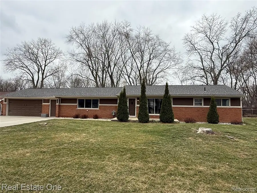 50709 Mile End, Shelby, MI 48317 - #2