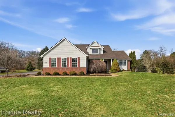 2234 Ridgewood, Howell, MI 