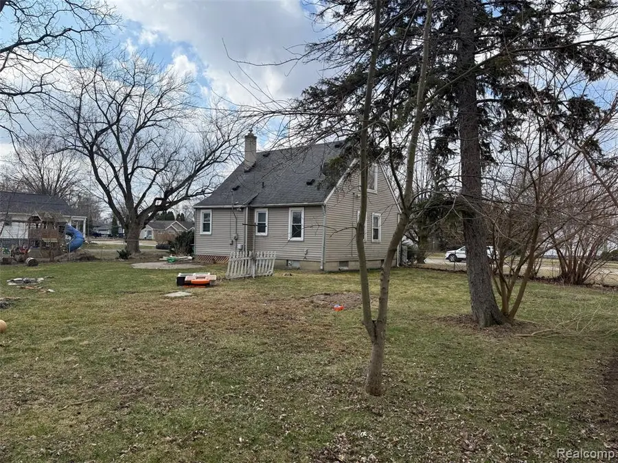 1642 Gilman, Garden City, MI 48135 - #2