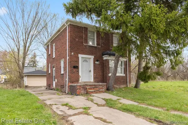 13113 Camden, Detroit, MI 48213