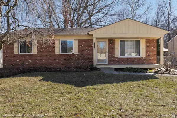 33707 Glen, Westland, MI 