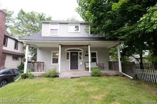 1924 Pinecrest, Ferndale, MI 48220