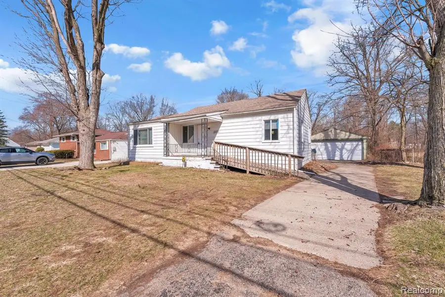 19050 Melrose, Southfield, MI 48075 - #2