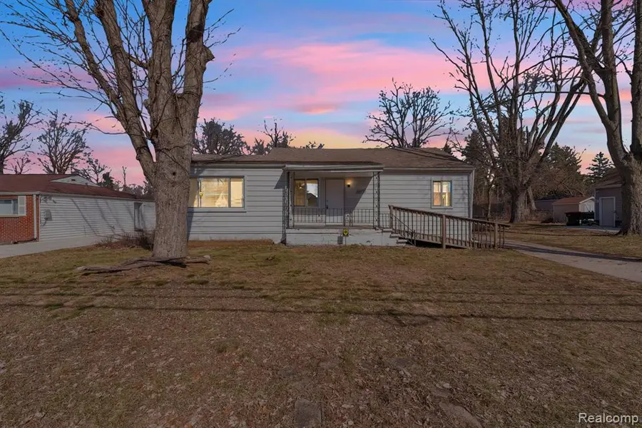 19050 Melrose, Southfield, MI 48075 - #3