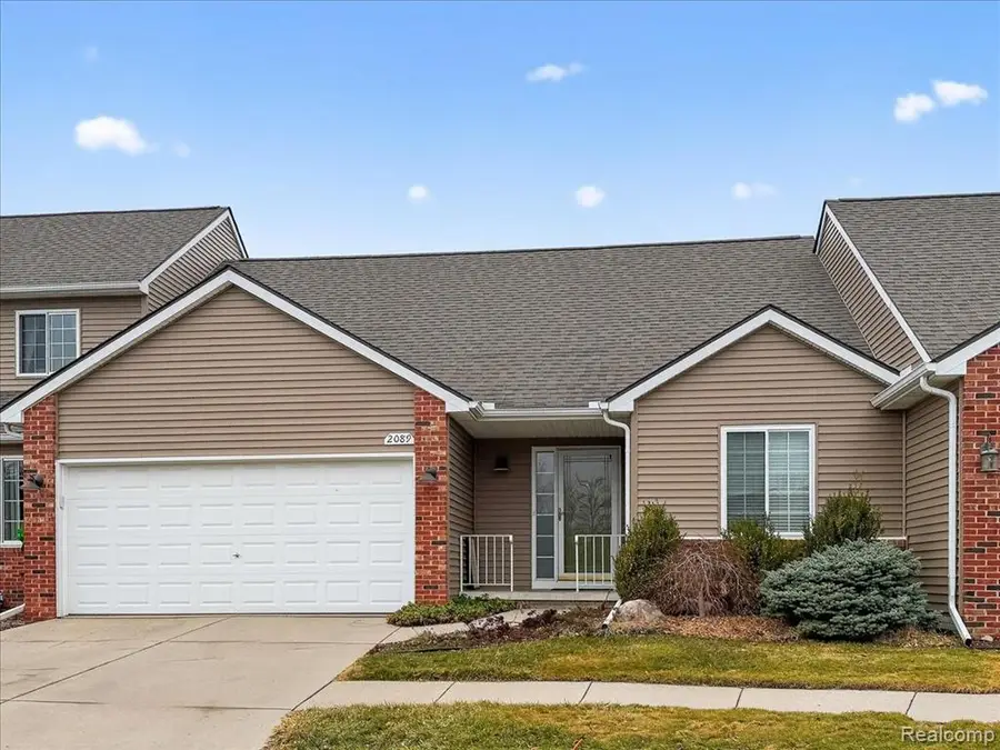 2089 W Ridge, Davison, MI  - #2