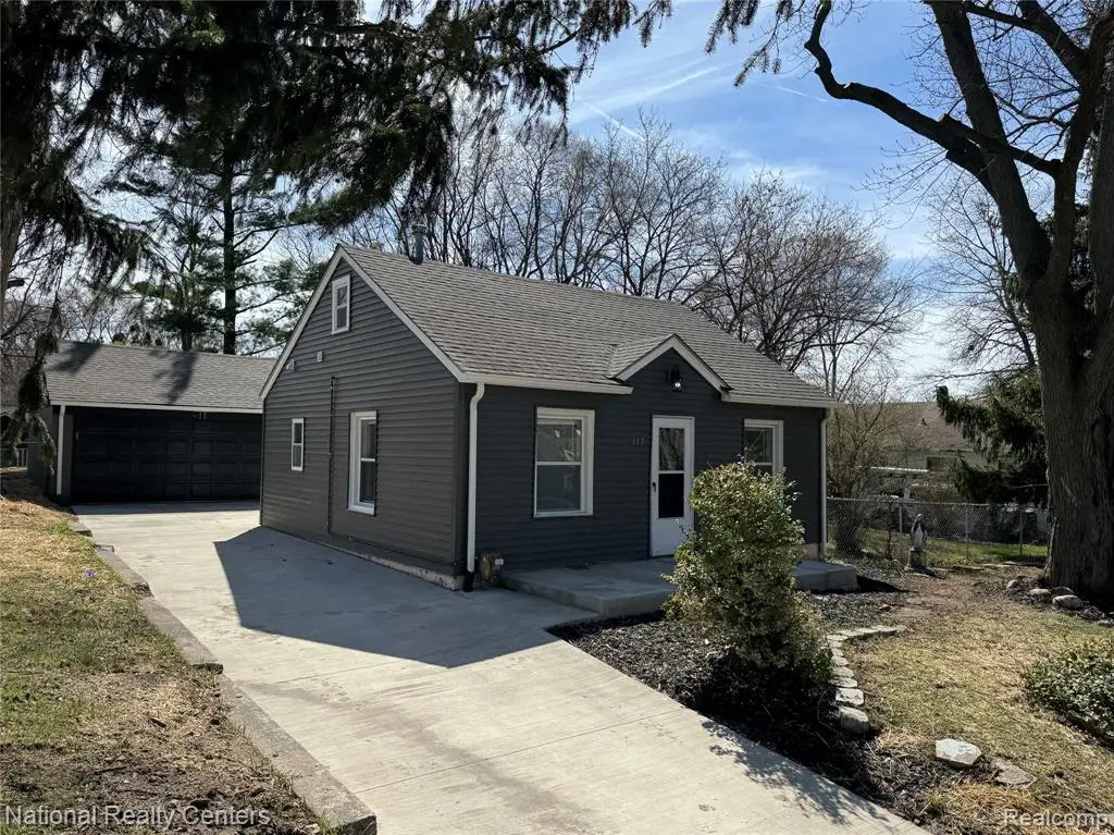 117 W Strathmore, Pontiac, MI 48340 - #1