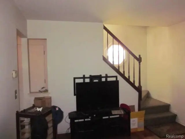 7471 N Kingston, Westland, MI  - #3
