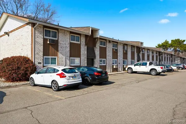 7325 Woodview #1, Westland, MI 