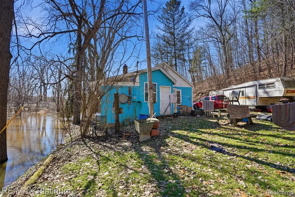 2555 E Cohoctah, Howell, MI 48855 - #1