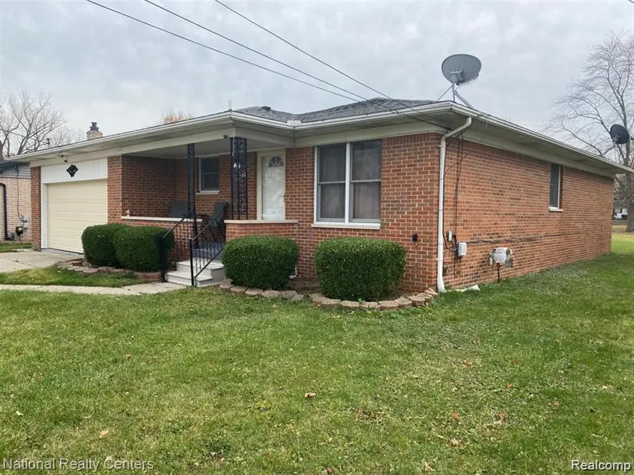 2106 Oakcrest, Sterling Heights, MI 48310 - #2