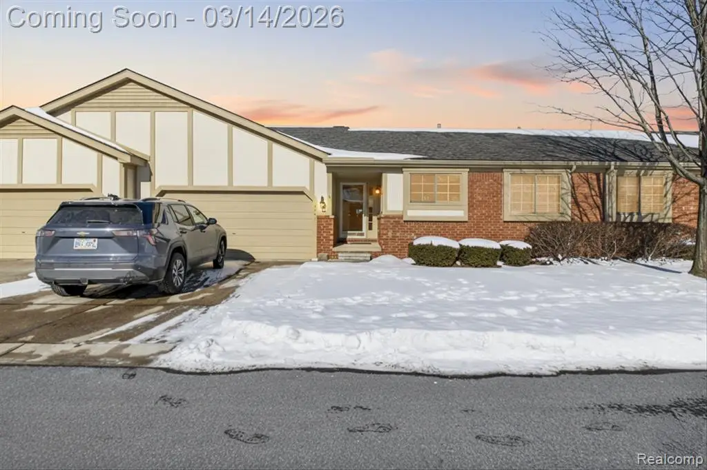 18591 Valleybrook, Clinton Township, MI  - #1