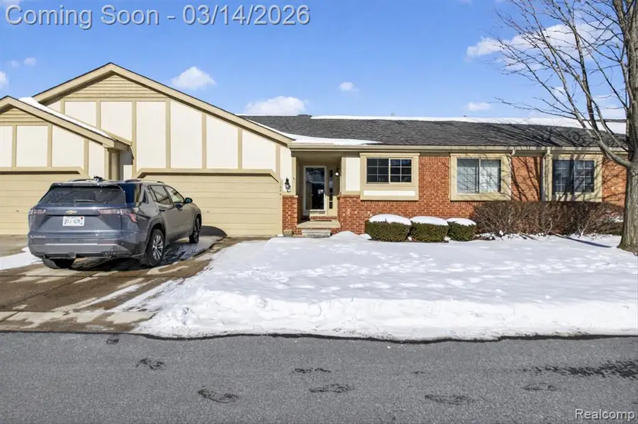 18591 Valleybrook, Clinton Township, MI  - #3