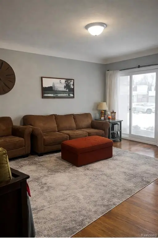 15854 Englewood, Allen Park, MI 48101 - #3