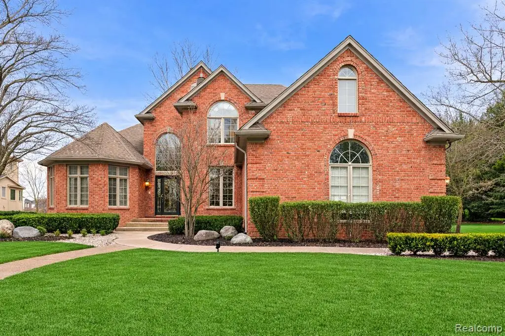 21675 Medallion, Macomb, MI  - #1