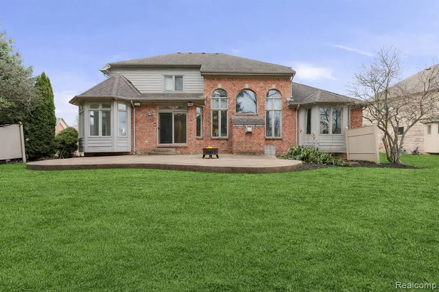 21675 Medallion, Macomb, MI  - #3