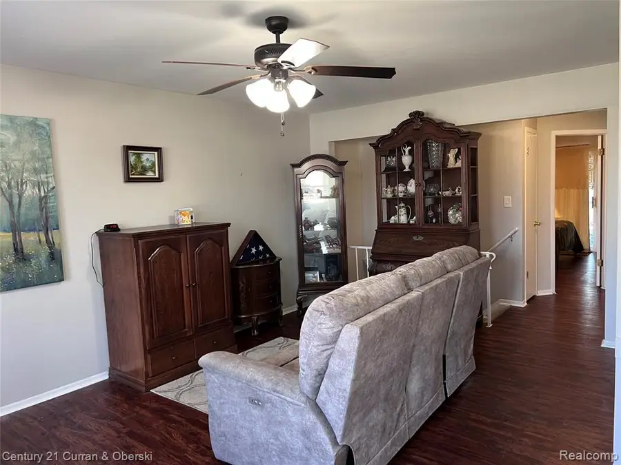 61035 11 Mile, South Lyon, MI  - #2