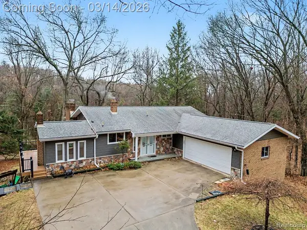 1380 Kent, Ortonville, MI 