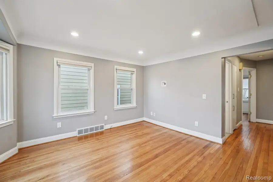233 Linden, Royal Oak, MI 48073 - #3