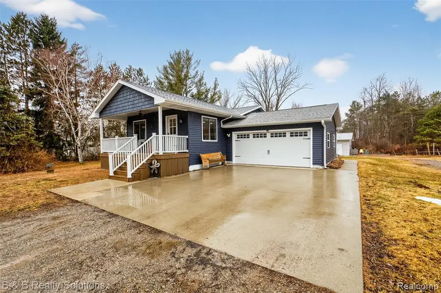 3280 Waltan, Vassar, MI 48768 - #3
