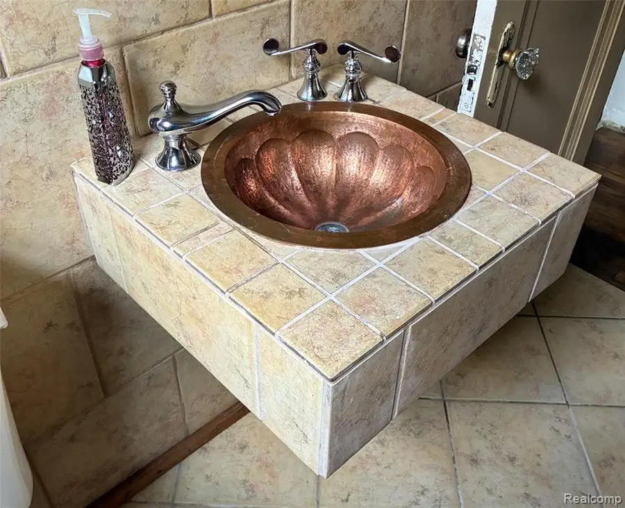 6652 Rockdale, Dearborn Heights, MI 48127 - #2