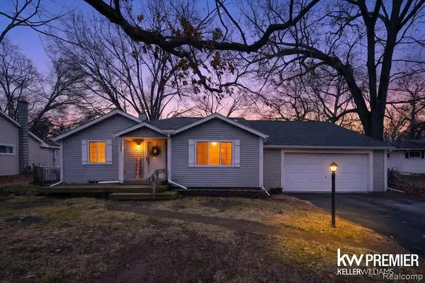 5658 Crescent, Waterford, MI 