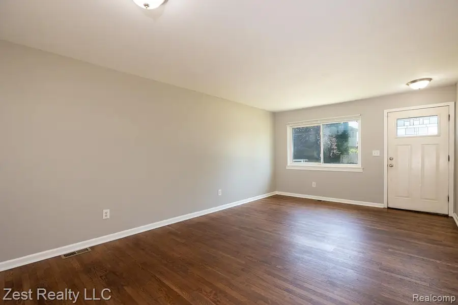 21681 Laurel, Clinton Township, MI 48035 - #3