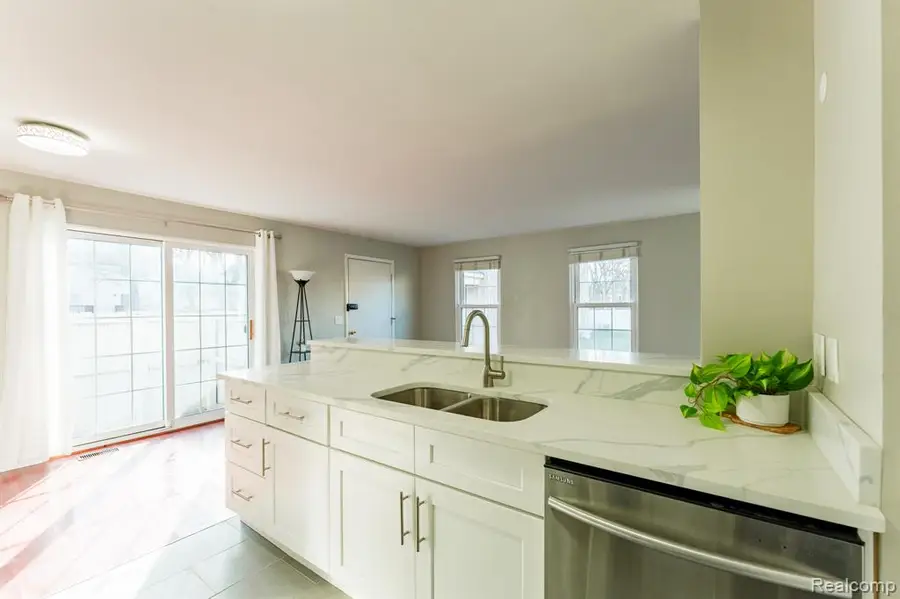 264 1st, Rochester, MI  - #2