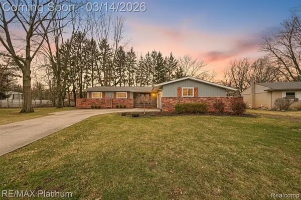 23935 Lynwood, Novi, MI 