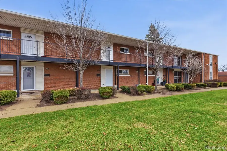 631 Mcdougall, Detroit, MI  - #2