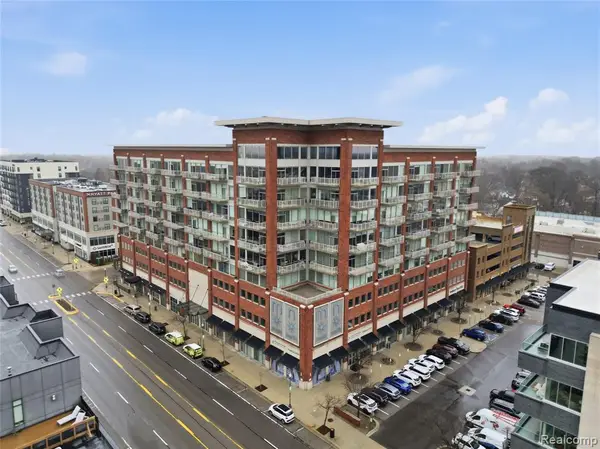 350 N Main, Royal Oak, MI 48067