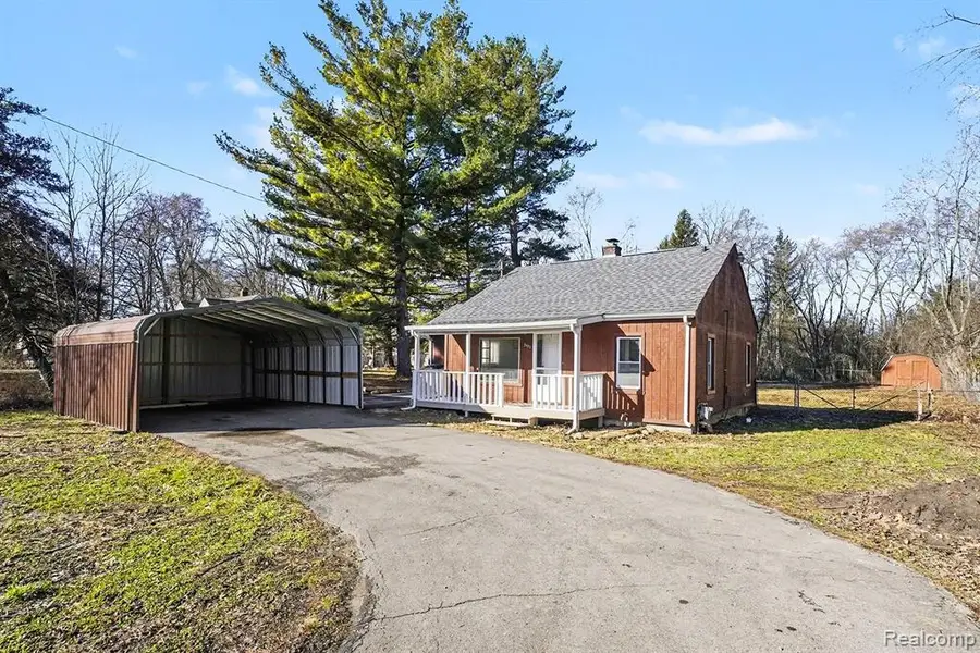 3401 N Center, Flint, MI 48506 - #2