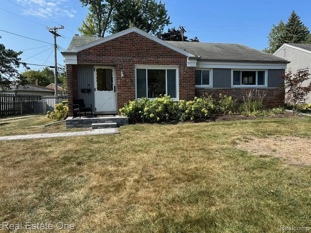31915 Lamar, Farmington, MI  - #1
