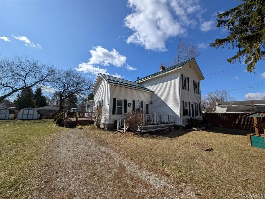 10611 W Saint Charles, Sumner, MI  - #2